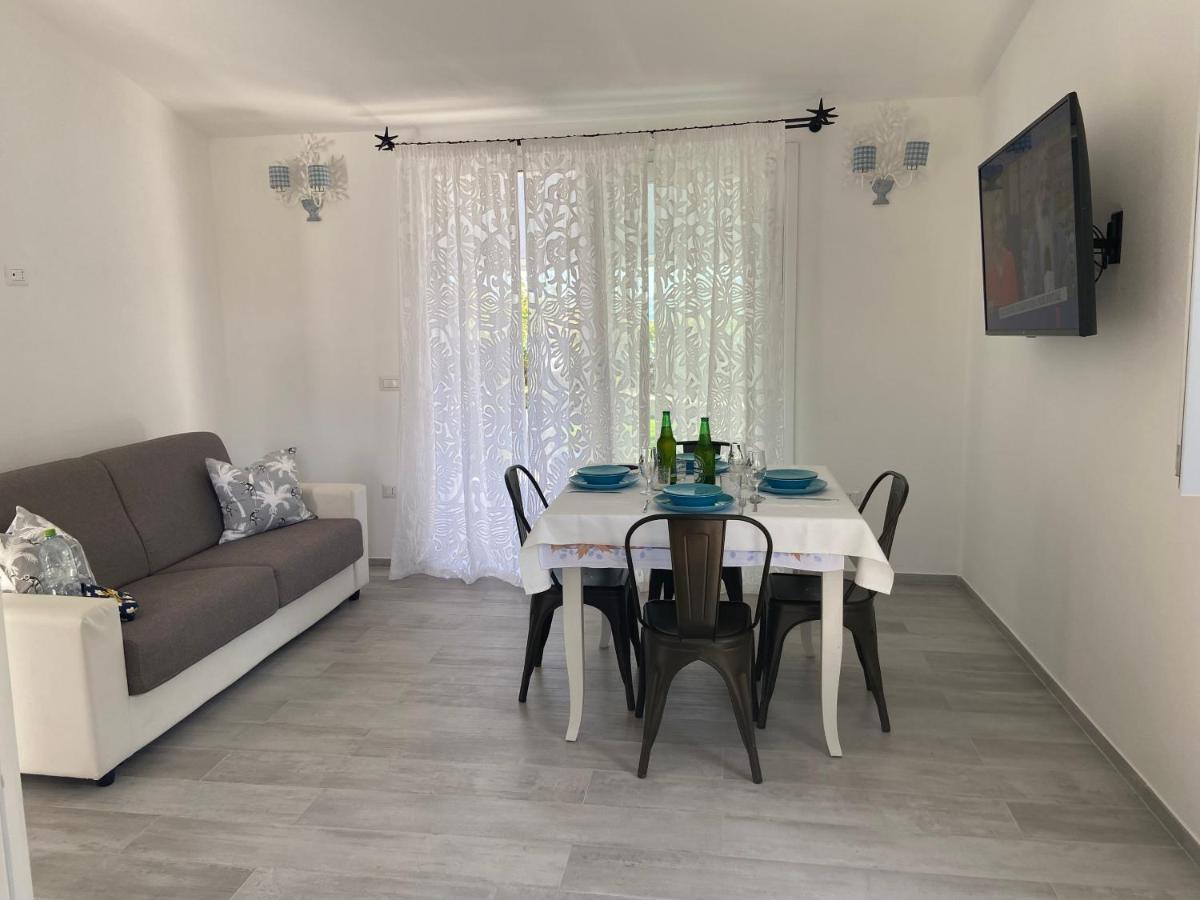 オルビア La Casa Sull'Acquaヴィラ エクステリア 写真