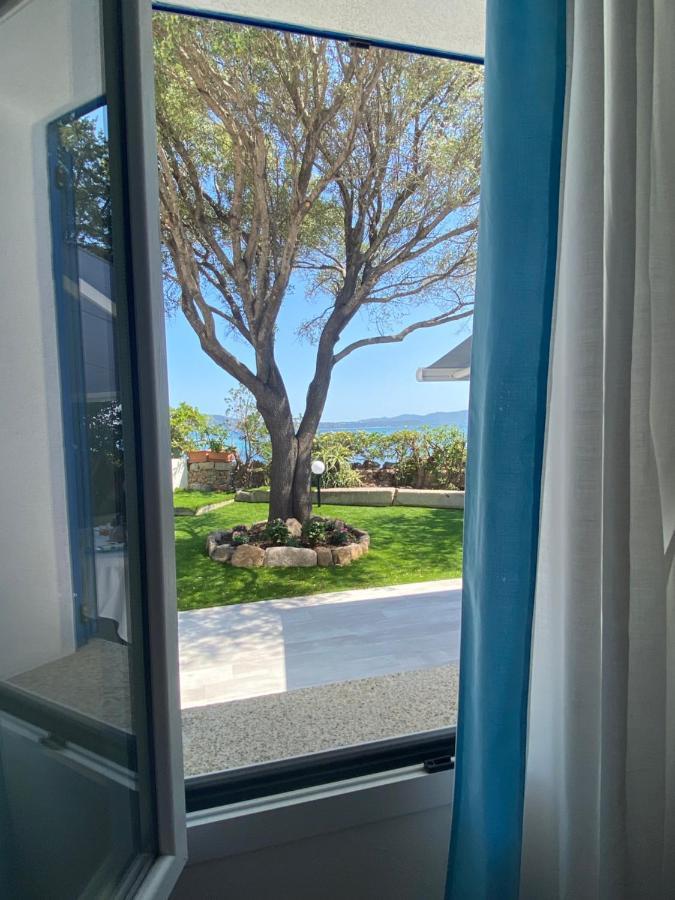 オルビア La Casa Sull'Acquaヴィラ エクステリア 写真