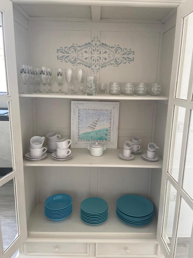 オルビア La Casa Sull'Acquaヴィラ エクステリア 写真