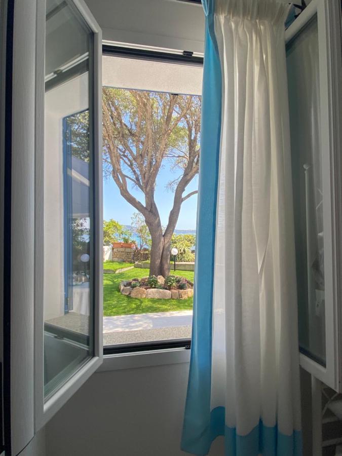 オルビア La Casa Sull'Acquaヴィラ エクステリア 写真
